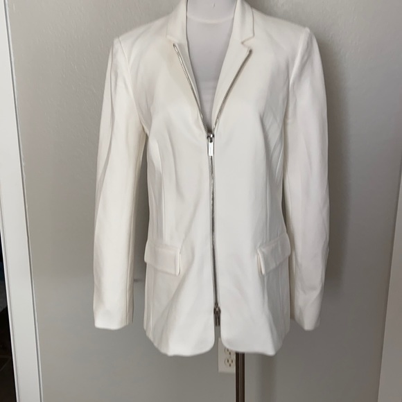 T Tahari Zip-Front Ivory Blazer NWT - Picture 5 of 9